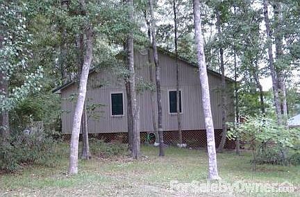 Street View
						:
						The house is nestled under tall trees. Plenty of shade to keep you cool.