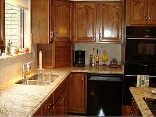 2nd image of 1219 Oakwood Ct #1