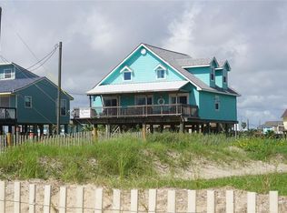 1301 Seashell Dr, Surfside Beach, TX 77541
