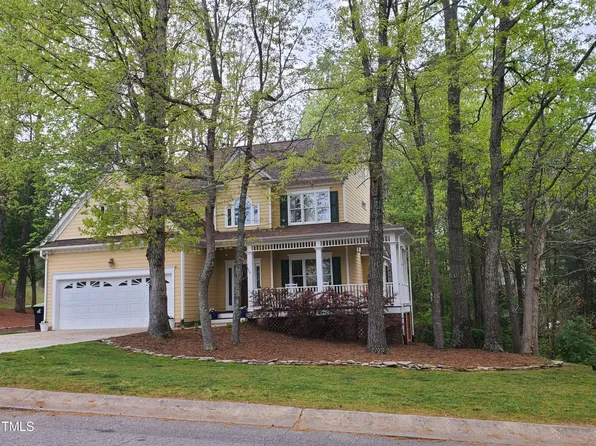 701 Linden Ridge Dr, Holly Springs, NC 27540