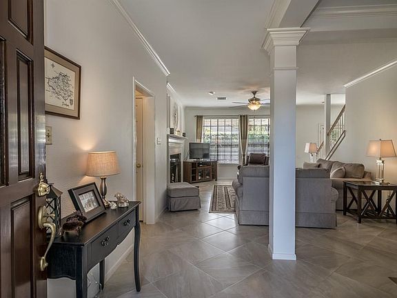 4th image of 806 Sunrise Knoll Way