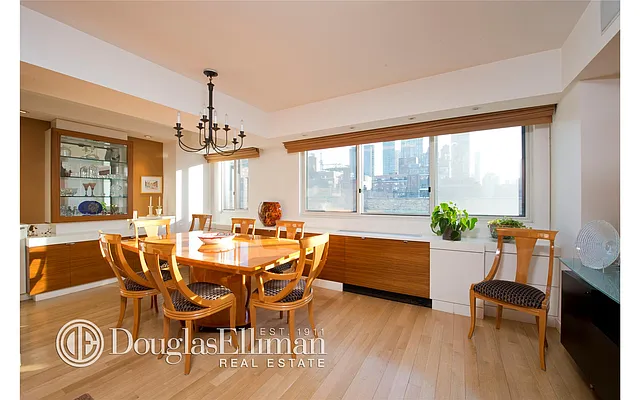 Sold by Douglas Elliman | media 22