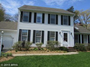 7738 Water Oak Point Rd, Pasadena, MD 21122