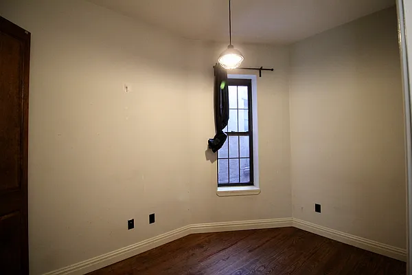 Rented by Hagstrom Management Inc | media 20