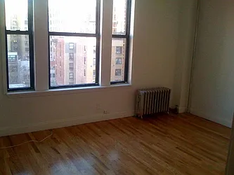 Rented by 4 Points Properties