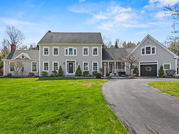 3rd image of 23 Porcupine Ridge Way