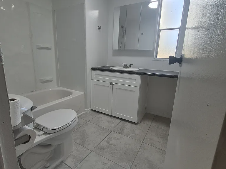 19134 W Calgary Dr — Photo 5