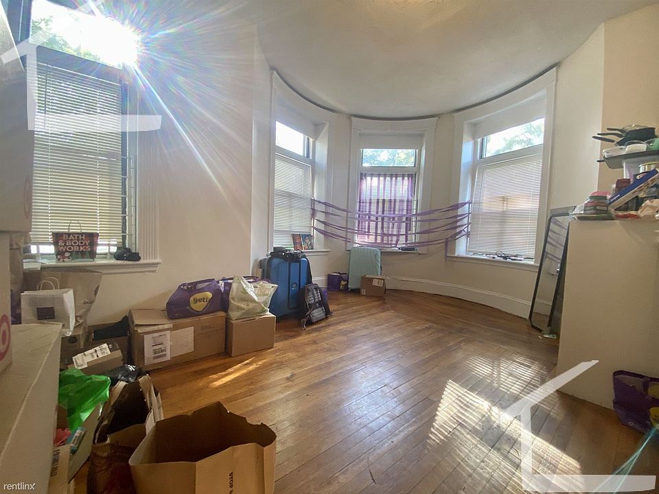 409 Huntington Ave. #3 Boston (Fenway) Unit Photo 3