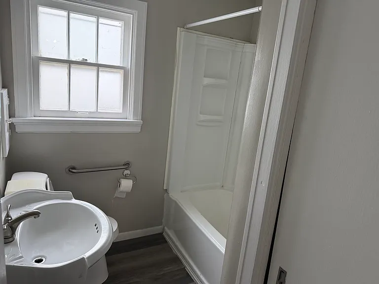 4112 Fulton Ave — Photo 23