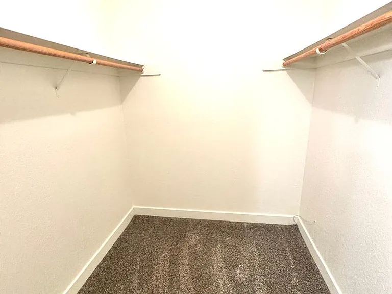 3501 Bernard St #1B — Photo 11