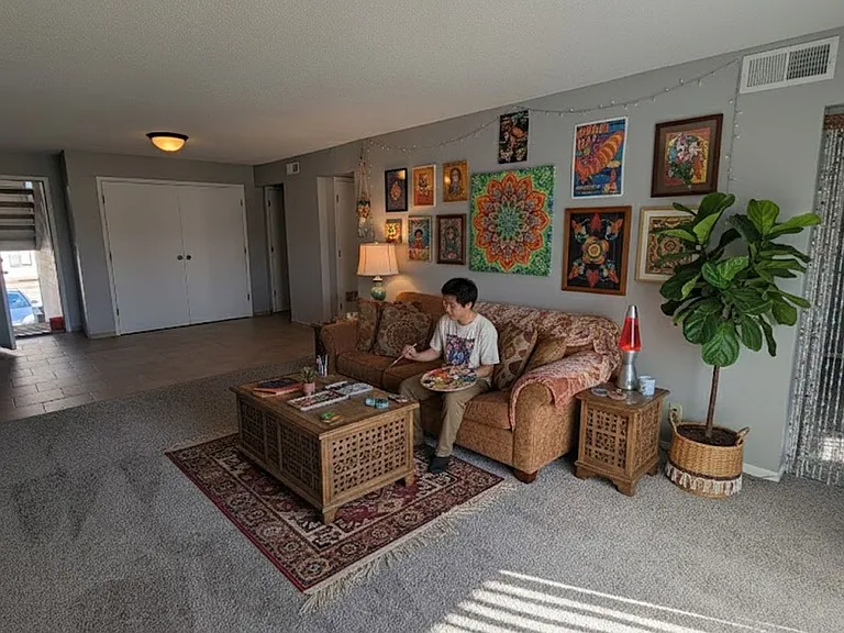 Cimarron Apartments — Photo 20