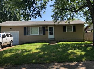 350 S Saint Charles St, Florissant, MO 63031