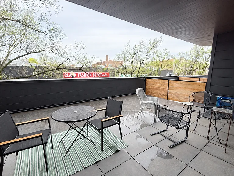 4514 N Clark St #210 — Photo 10