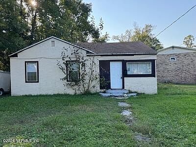 1st image of 3630 CHARLES Street
