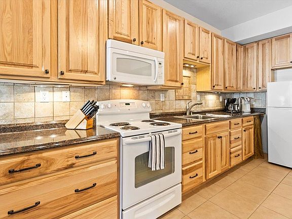 5th image of 1300 Regency Way #92