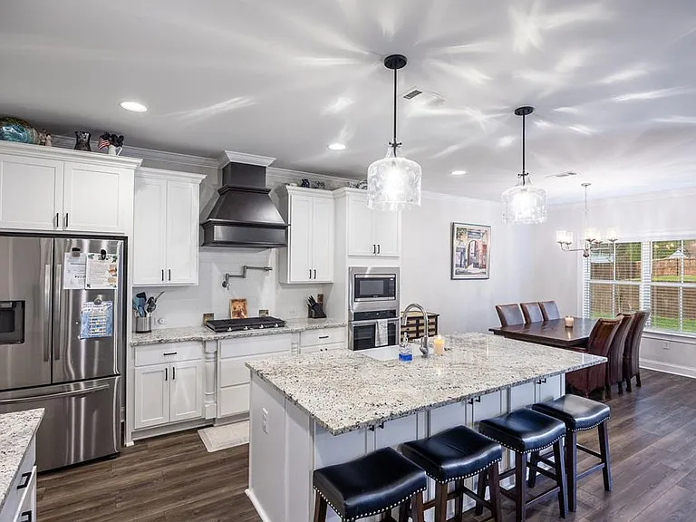 616 Charleston Mills Dr — Photo 6