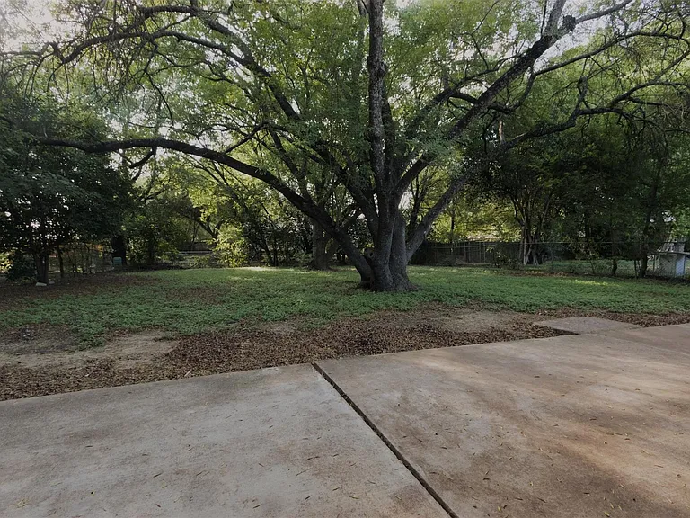 5308 Peppertree Pkwy — Photo 10