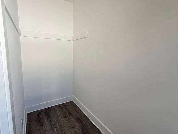 3rd image of 6026 Eleanor Ave #6028