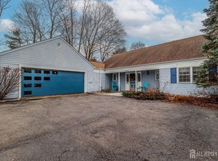 71 Woodbridge Ave, Metuchen, NJ 08840