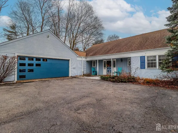 71 Woodbridge Ave, Metuchen, NJ 08840