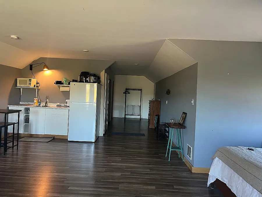 Studio, 475 sqft, $1,100 — Photo 3