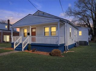 512 Pocahontas Pl, Hampton, VA