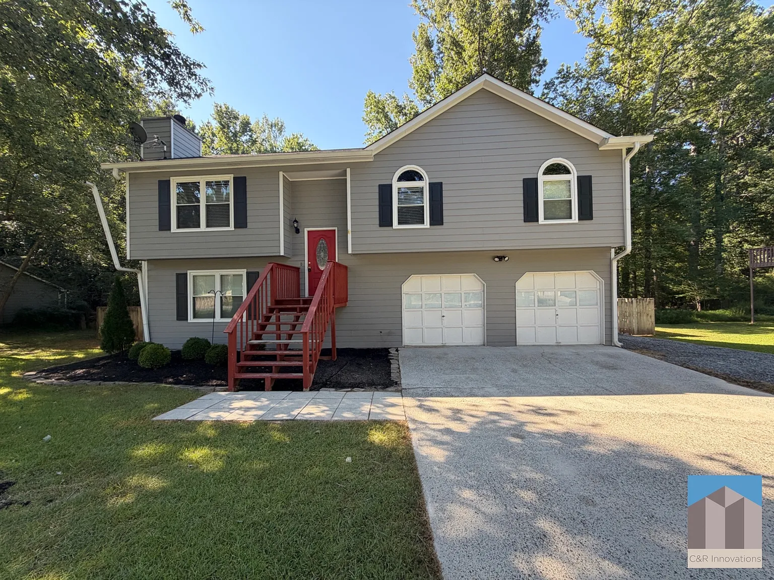 3 bed, 1370 sqft, $2,250 — Photo 1