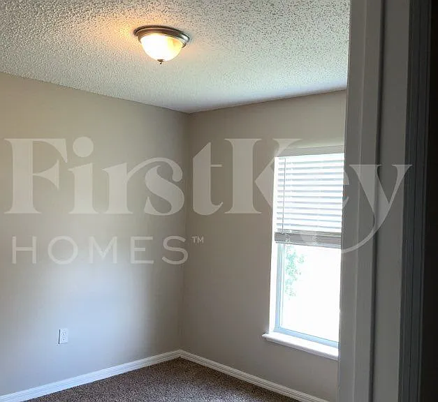 2458 Arslan St — Photo 8