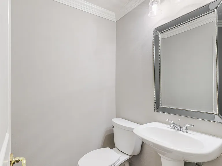 5619 Travis Dr — Photo 20