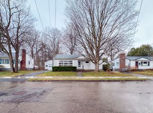 38 Marshall Dr, Burlington, VT 05408