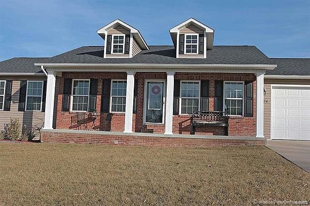 1st image of 104 Aerie Ln