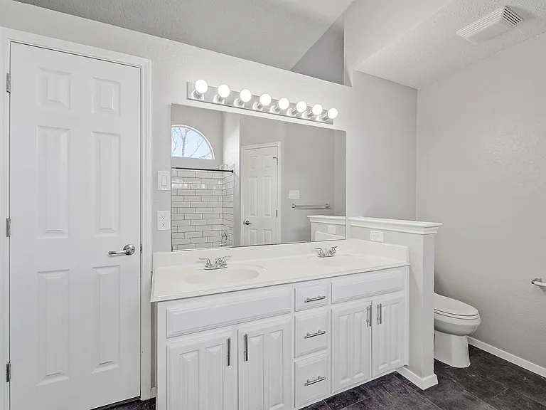 3300 Tommy Hays Dr — Photo 8
