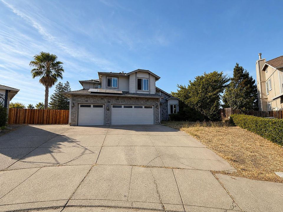 1st image of 405 Agate Ct