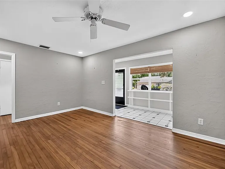 2732 Newark Way — Photo 6
