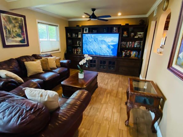 22540 Jeffrey Mark Ct UNIT 5