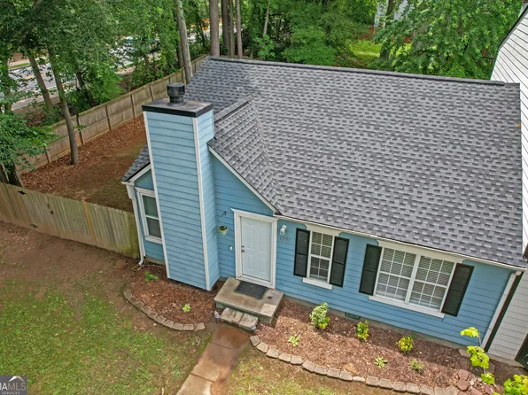 6597 Ivy Log Dr, Lithia Springs, GA 30168