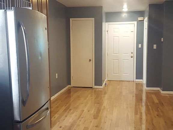 4th image of 58 Caroline St Floor 1