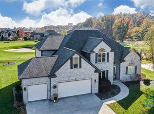 1557 Gleneagles Dr, Bowling Green, OH 43402