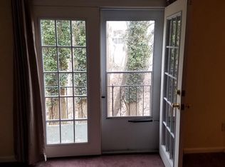 3A Beverly Ln, Stratford, NJ 08084