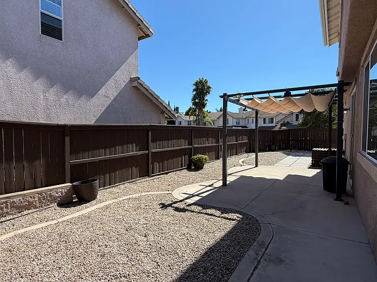4725 Driftwood Way — Photo 37