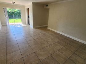 3090 Coral Springs Dr