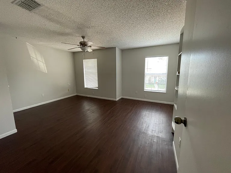 495 Green Spring Cir — Photo 9