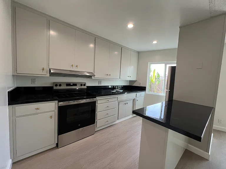 33911 Diana Dr #2 — Photo 2