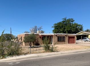 1101 Tomasita St NE, Albuquerque, NM 87112