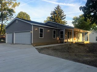 312 Staunton Rd, Troy, IL 62294