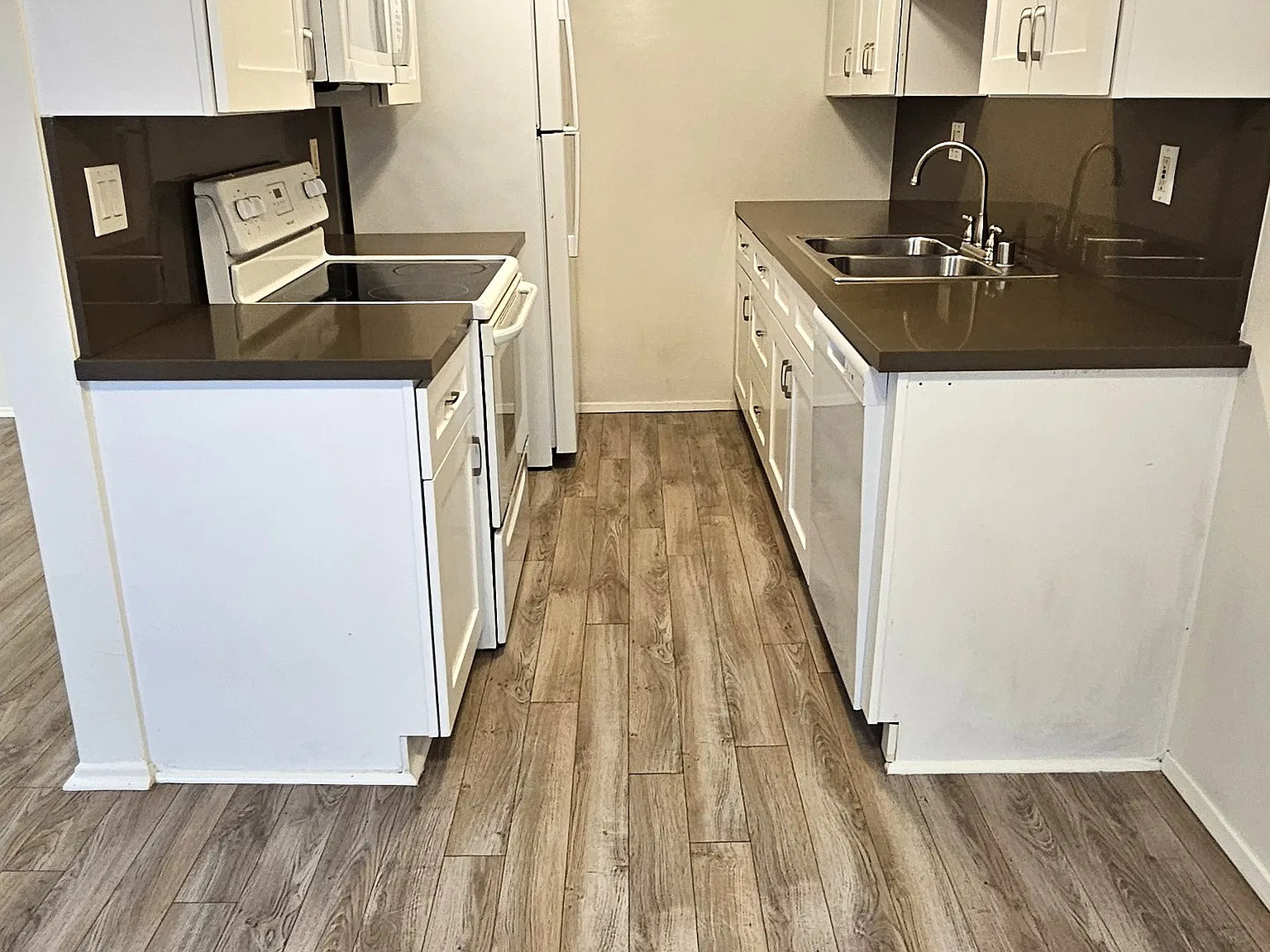 1 bed, 750 sqft, $2,545 — Photo 2