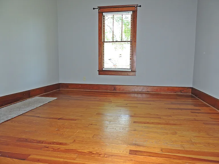 1712 Old Niles Ferry Rd — Photo 11