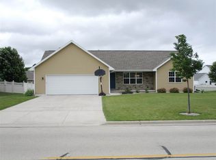 2122 Klondike Rd, Green Bay, WI 54311