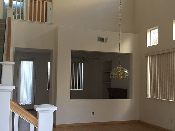 3rd image of 431 River Rock Ct