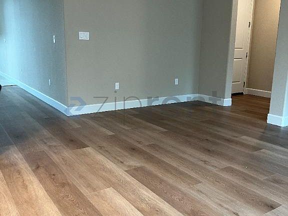 3rd image of 1808 Stetson Cir
